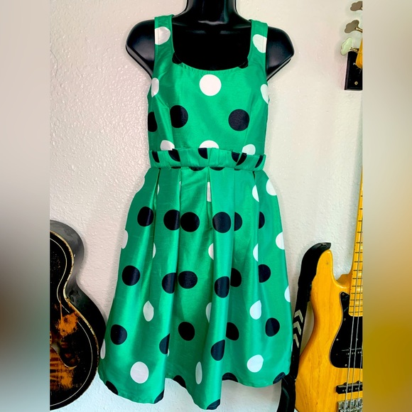 Polka dot Eshakti Dress - Picture 1 of 5